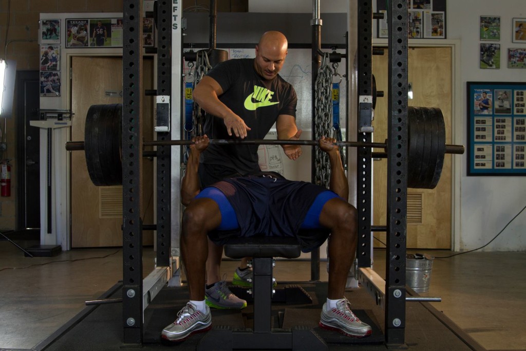 2 [Easy] Tips for a Stronger Bench Press! Official site of Joe