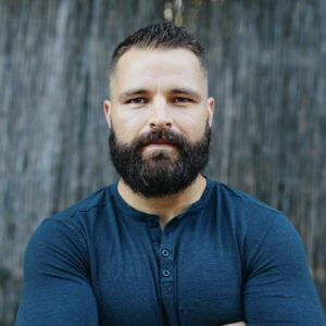 Improve Your Communication Skills & Improve Your LIFE w/ Brett Bartholomew!